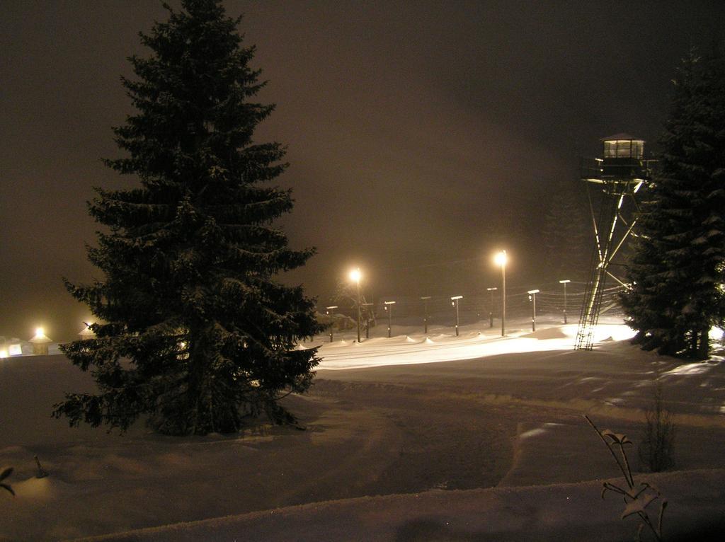 Hotel Alpska Vyhlidka 크빌다 외부 사진